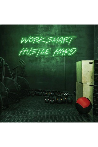 Work Smart Hustle Hard Yazılı Neon Tabela Yeşil Work Smart Hustle Hard Yazılı Neon Tabela Yeşil