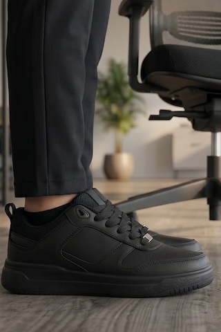 In Step Color-block Comfort: Siyah Erkek Çocuk Spor Ayakkabı