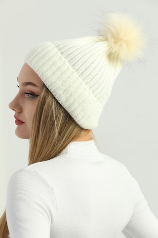 Kadın Ekru Kışlık Ponponlu Triko Bere Beyaz