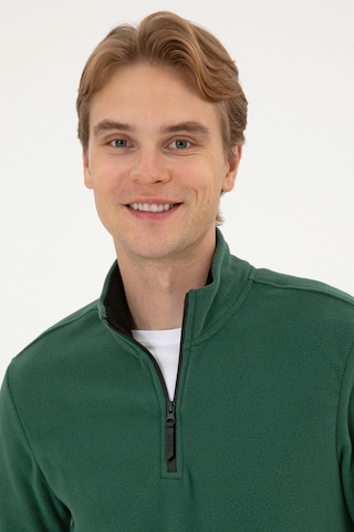U.S. Polo Assn. Erkek Regular Fit Koyu Yeşil Polar Yarım Fermuarlı Basic Sweatshirt 50313777-VR079