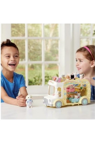 Adore Oyuncak Sylvanian Families Gökkuşağı Anaokulu Otobüsü 5744 Hayvanlar