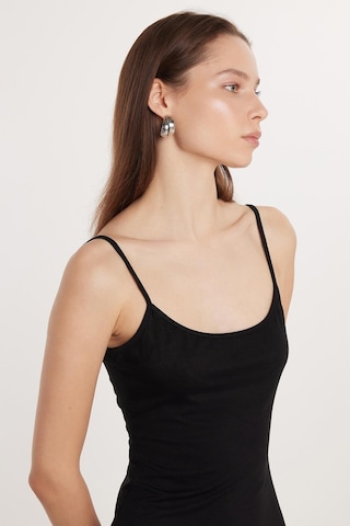 Tudors Kadın Slim Fit Dar Kesim İnce Askılı U Yaka Siyah Elbise-33579 Siyah