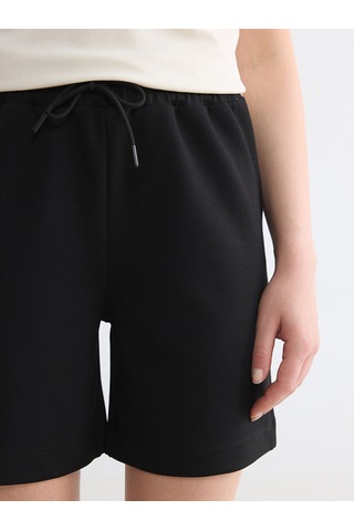 Lcw Comfort Siyah Beli Lastikli Soft Touch Kadın Şort