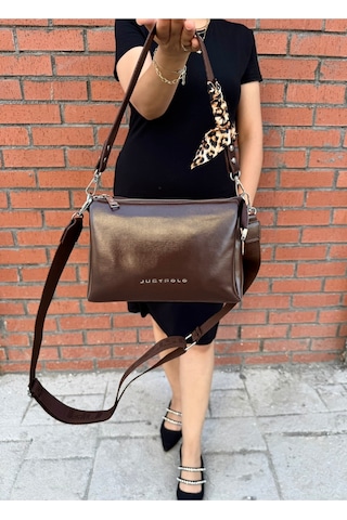 Just Polo Kadın Premium Şal Detaylı Yumuşak Deri Ayarlanabilir Askılı Çapraz El Ve Omuz Çantası Ebat : 28 X 18 Cm Rugan Kahverengi