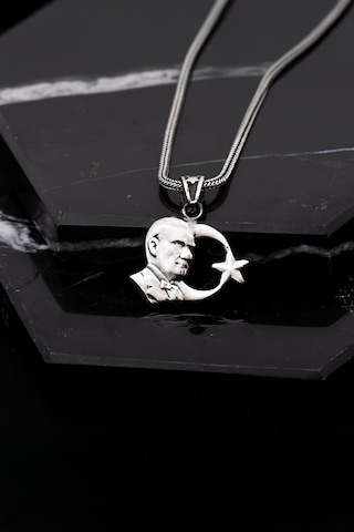 Gümüş Atatürk Portreli Ayyıldız Erkek Kolye -7428 Gümüş 55 CM