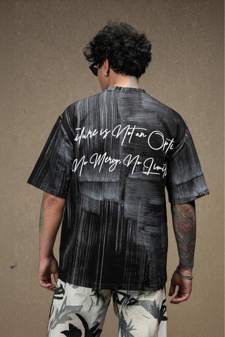 Black Sırt Yazı Detaylı Oversize Tshirt Siyah