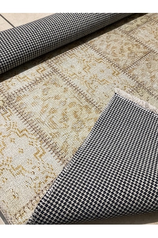 Tuğra Patchwork Desenli Alt Kısmı Dokuma Kilim 160x230 Ebatlı