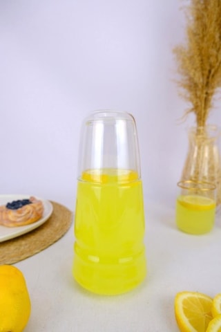 Digithome Cam Kapaklı Başucu Su Ve Meşrubat Sürahisi Karaf Şişe 750 Ml 04145 C1-1-154