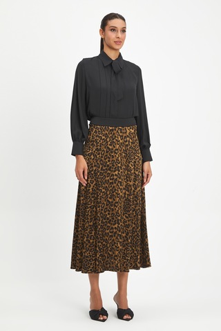 Kadın Leopar Desenli Etek - Şık Bel Detayı Ve Modern Tasarım - Günlük Ve Özel Kullanımlar İçin Haki