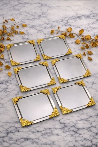 Jasper 6'lı Lüx 4 Köşesi Gold Çiçekli Kare Gümüş Kaplama Model Çay-kahve İkram Servis Sunum Tepsisi