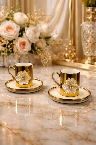 2 Kişilik Porselen Gold Platin Kaplama Lotus Çiçekli Kahve Fincan Takımı Seti 100ml Altın