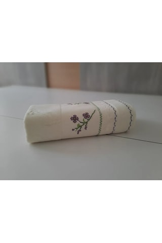 Krem Renkli Nakışlı Pamuklu Osmanlı Havlu Yüksek Kaliteli Banyo V Çok Renkli Krem Renkli Nakışlı Pamuklu Osmanlı Havlu Yüksek Kaliteli Banyo V Çok Renkli