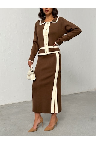 Kadın Inci Düğmeli Etekli Triko Takım Kahverengi