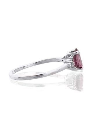 Spinel Oval Tektaş Yüzük