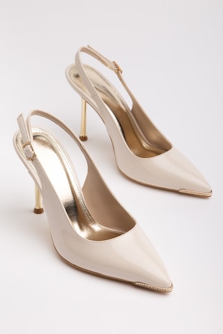 Dilimler Ayakkabı Kadın İnce Topuklu Stiletto Ten Rugan Metal Taş Aksesuarlı-4542 Ten