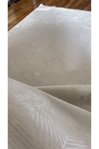 Elvey Home Krem Açık Gri Saten İnce Sık Dokuma Parlak Yüzey Kaymaz Taban Özel Ölçü Salon Koridor Halısı Yolluk Krem.a.gri