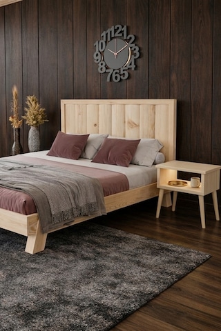Hüma Model Dikey Başlıklı Masif Ahşap Karyola Ve 2 Adet Komodin Kolay Kurulum Fırınlanmış İthal Sibirya Çamı 140x190 Yatak Uyumlu 2 Adet Komodin