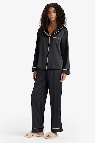 Defacto Pijama Takımı Regular Fit Saten Uzun Kollu Üst Uzun Alt-fall İn Love C9444ax25aubk27 Siyah