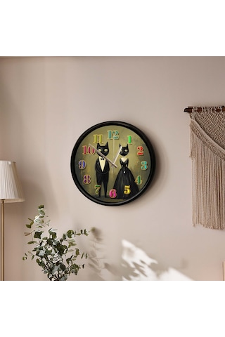 Aşk Siyah Kedi Çifti Temalı Dekoratif Duvar Saati 28 Cm Sessiz Mekanizma Çok Renkli