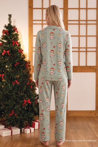 Siyah İnci Yeşil Yılbaşı Temalı Desenli Termal Kumaşlı Ultra Soft Yumuşak Düğmeli Örme Pijama Takımı 26226824