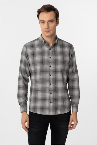 Süvari Siyah Slim Fit Düz Düğmeli Yaka Gömlek Siyah