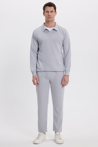 Tudors Erkek Slim Fit Dar Kesim Beli Bağcıklı 3 Cepli Geniş Paça Gri Eşofman Altı-41909 Gri