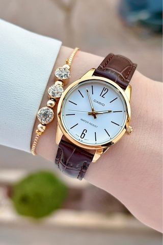 Casio Csıste217 Kadın Kol Saati