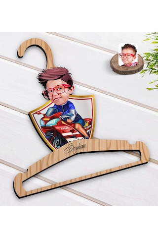 Kişiye Özel Motorcu Çocuk Karikatürlü Standart Boy Ahşap Elbise A Ahşap