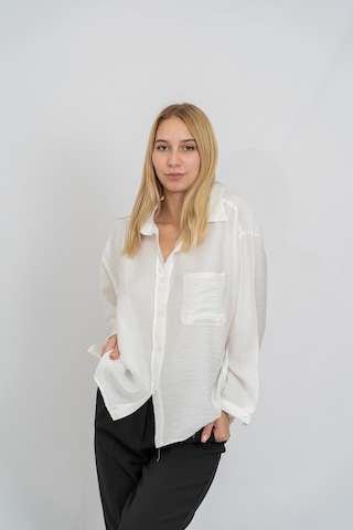 Bomestida Kadın Beyaz Keten Oversize Gömlek