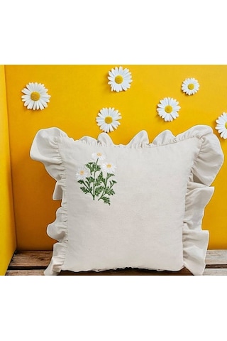 Yıkanmış Keten Papatya Nakıslı Fırfırlı Kırlent Kılıfı Beyaz