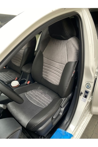 Toyota Corolla 2019-2024 Arası Arka Sırt 2-1. Arka Sırt Kolçaklı Model