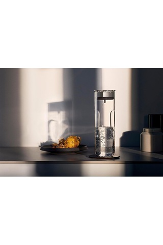 Motion Cam Su Sürahisi, 1,25 L, 29 Cm, Kapaklı, Silikon Kapaklı, Akıllı Kapak Teknolojisi, Ergonomik Tutma Girintili, Bulaşık Makinesinde Yıkanabilir