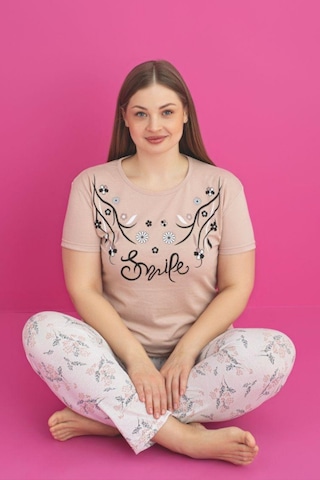 X-dreamy Büyük Beden Pamuklu Çiçekli Kısa Kollu Pijama Takımı Kahverengi