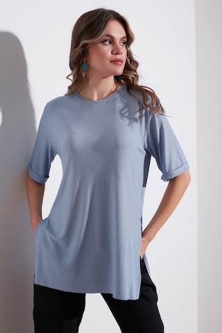 Lela Oversize Bisiklet Yaka Yırtmaç Detaylı Bayan Bluz 5863683 Bebe Mavi