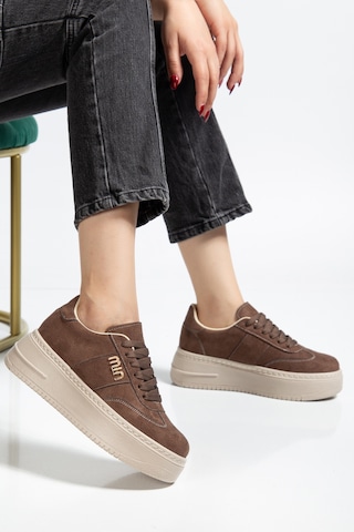 Bahrina Kadın Beyaz Cilt Kalın Taban Tokalı Sneaker Kahverengi