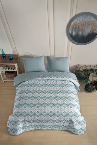Tek Kişilik Desenli Kapitone Çift Taraflı Renkli Pike Yatak Örtüsü Takımı 160x230 Cm Çarşafsız Yeşil