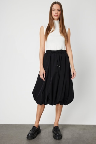 On Kadın Paraşüt Kumaş Midi Balon Etek 64211 Siyah Siyah