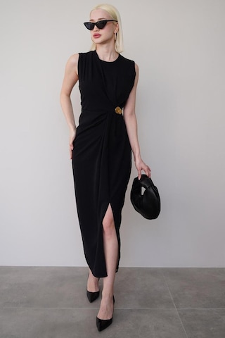 Madmext Siyah Bronşlu Midi Boy Kadın Elbise Mg2418 Siyah