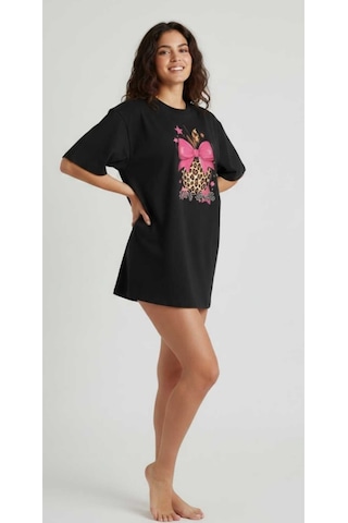 Leopar Elma Baskılı Kurdele Detaylı Oversize T-shirt Siyah