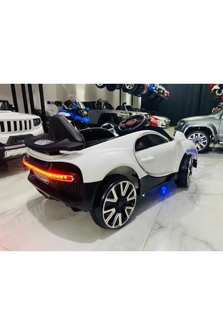 Bugatti Akülü Araba 12V 0-4 Yaş Beyaz