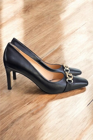 Tufan Shoes Siyah Hakiki Deri Toka Detay Topuklu Ayakkabı Siyah