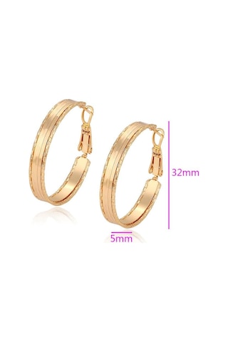İnce Çizgili Modern Tasarım 18 Ayar Altın Kaplama Geniş Halka Kadın Küpe Gold