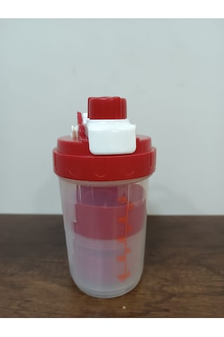 Sızdırmaz Ve Ve Vidalı Kapaklı Plastik Shaker Şefaf Kırmızı