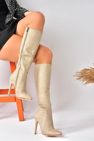 Fox Shoes Bej Süet İnce Topuklu Sivri Burun Kadın Çizme N372530102 Bej