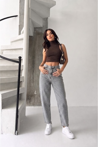 Kene Jeans Gri Kar Paça Kesik Taşlı Mom Denim Pantolon Gri Kar