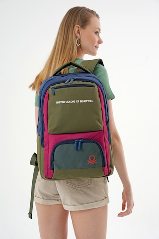 United Colors Of Benetton. Sırt Çantası 20899 haki