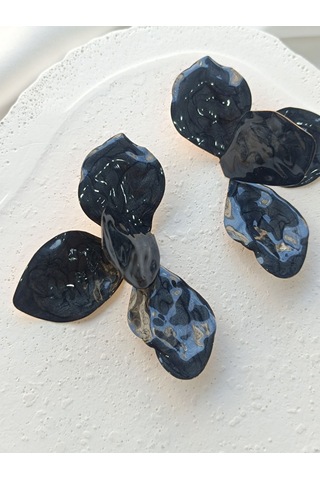 Füme Çiçek Desenli Küpe Altın - Siyah