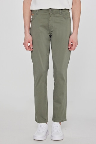 Wrangler Texas Slim Fit Dar Kesim Normal Bel Siyah Esnek Pantolon Yeşil