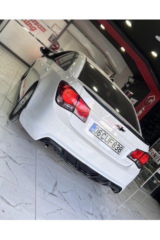 Chevrolet cruze arka tampon eki---fibersan tuning