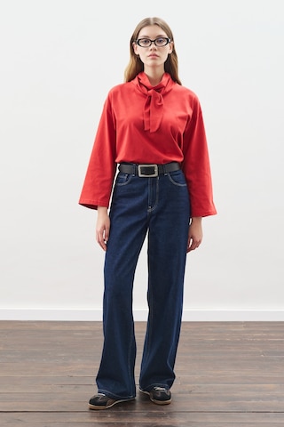 Yüksek Yaka Bağlamalı Bluz Kırmızı Kırmızı